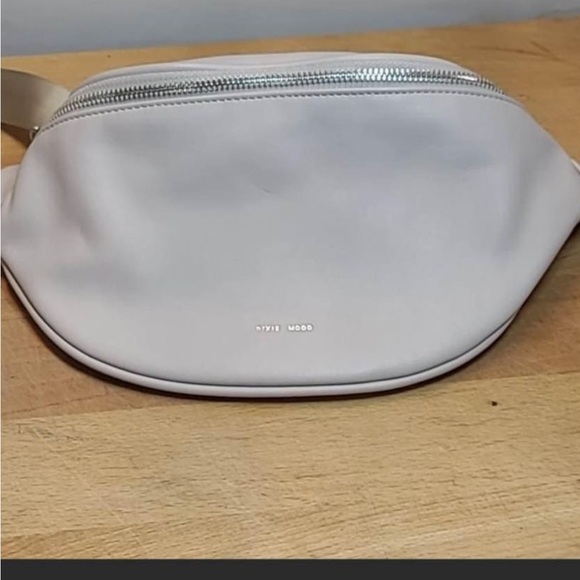 Pixie Mood Fanny Pack Belt Bag - Picture 1 of 2